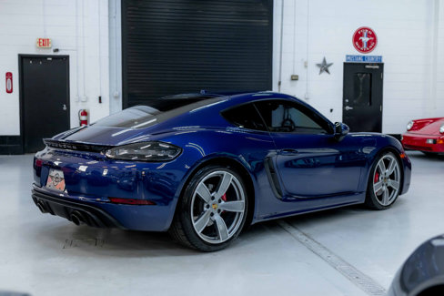 Used 2021 Porsche 718 Cayman GT4 image 7