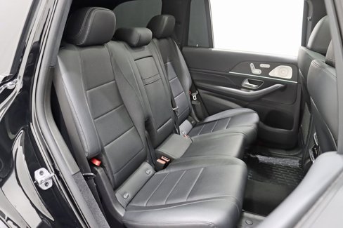 Used 2021 Mercedes-Benz GLS 450 4MATIC image 33
