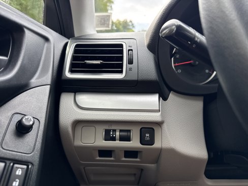 Used 2018 Subaru Forester 2.5i Premium w/ All-Weather Package image 21