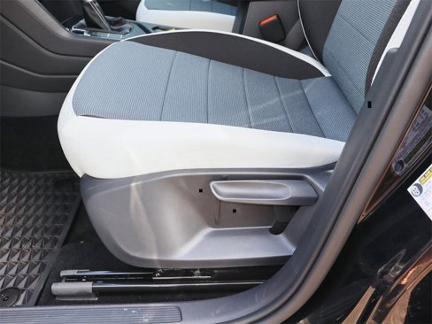 New 2025 Volkswagen Taos S image 12
