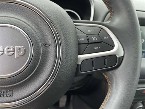 Used 2021 Jeep Compass Latitude image 17