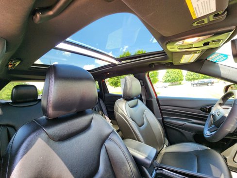 Used 2024 Jeep Compass Limited w/ High Altitude Package image 16