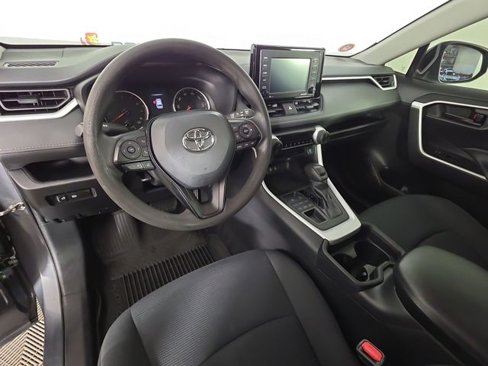 Used 2021 Toyota RAV4 LE image 23