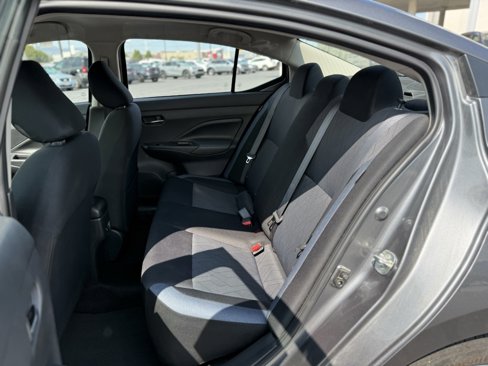 Used 2023 Nissan Versa SV image 12