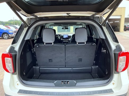 Used 2021 Ford Explorer Limited w/ Hybrid Equipment Group 310A image 9