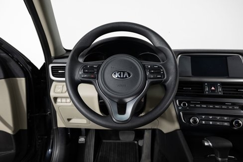 Used 2018 Kia Optima LX image 28