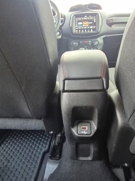 Used 2023 Jeep Renegade Trailhawk image 41
