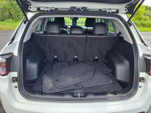 Used 2022 Jeep Compass Limited image 25