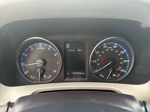 Used 2018 Toyota RAV4 Adventure w/ Cold Weather Package image 10