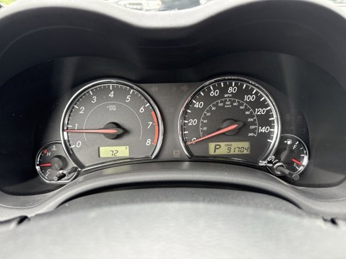 Used 2013 Toyota Corolla S image 16