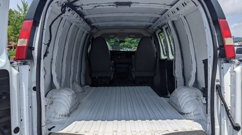 Used 2014 GMC Savana 1500 image 27