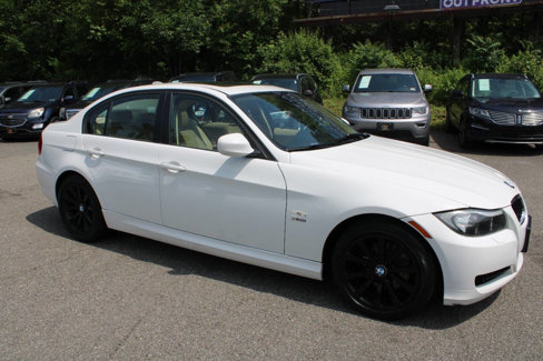 Used 2011 BMW 328i xDrive Sedan image 5