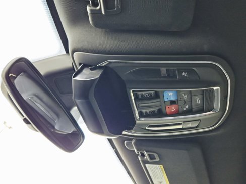 Used 2024 Jeep Grand Cherokee Altitude image 34