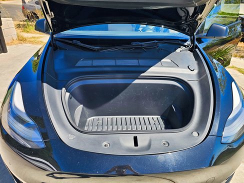 Used 2021 Tesla Model Y Performance image 9