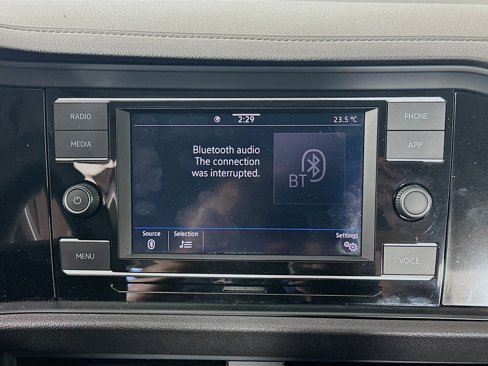 Used 2022 Volkswagen Jetta S image 19