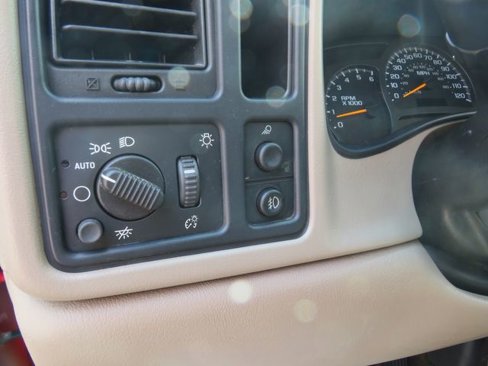 Used 2003 Chevrolet Avalanche 2WD image 22
