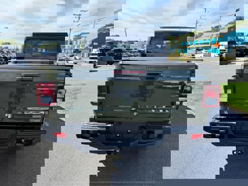 Used 2021 Jeep Gladiator Sport image 7