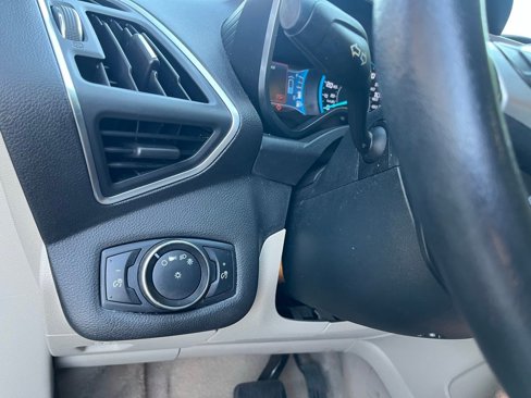 Used 2013 Ford C-MAX SE image 27