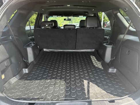 Used 2016 Ford Explorer XLT w/ Equipment Group 202A image 18