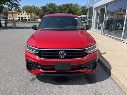 Used 2024 Volkswagen Tiguan SE R-Line image 50