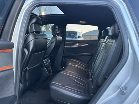 Used 2016 Lincoln MKX Reserve w/ Technology Package image 22