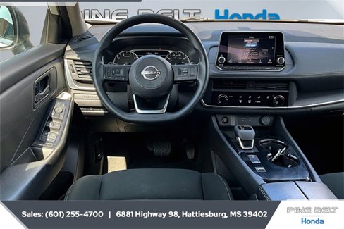Used 2024 Nissan Rogue S image 5