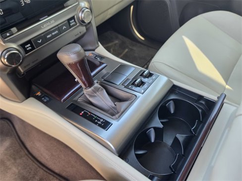 Used 2017 Lexus GX 460 image 15