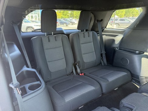 Used 2017 Ford Explorer XLT w/ Equipment Group 201A image 24