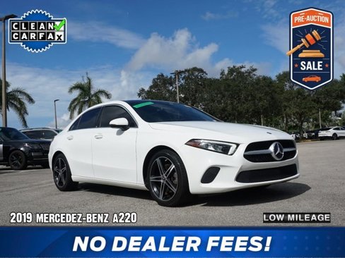 Used 2019 Mercedes-Benz A 220 image 1