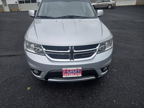 Used 2013 Dodge Journey SXT w/ Flexible Seating Group image 8