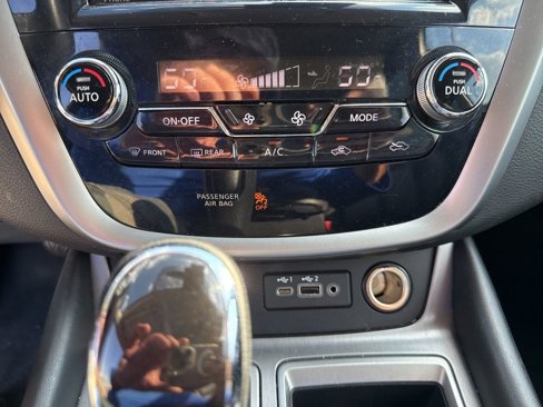 Used 2023 Nissan Murano SV image 24