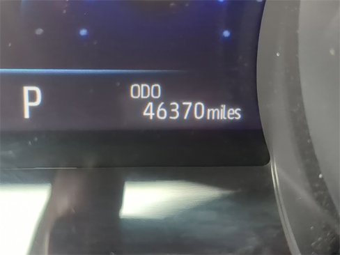 Used 2021 Toyota Camry LE image 15
