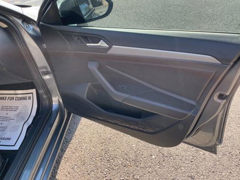 Used 2019 Volkswagen Jetta S image 27