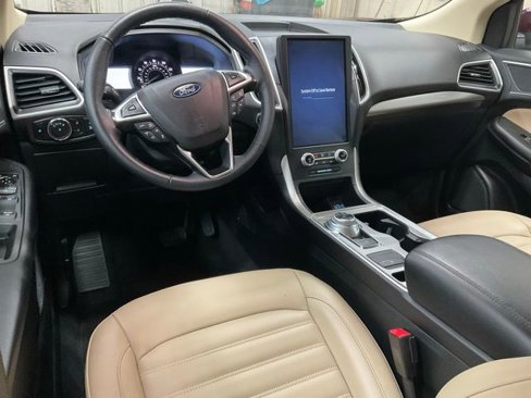 Used 2024 Ford Edge SEL w/ Convenience Package image 9