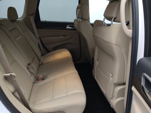 Used 2018 Jeep Grand Cherokee Laredo image 19