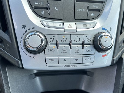 Used 2015 Chevrolet Equinox LT w/ Driver Convenience Package image 20