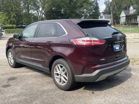 Used 2024 Ford Edge SEL image 3