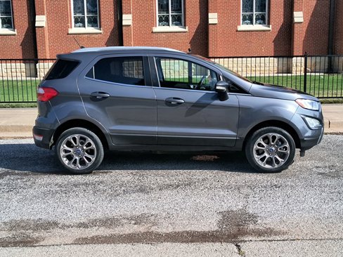 Used 2019 Ford EcoSport Titanium image 6
