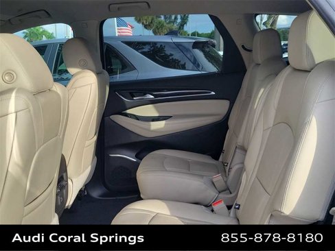 Used 2020 Buick Enclave Essence image 12