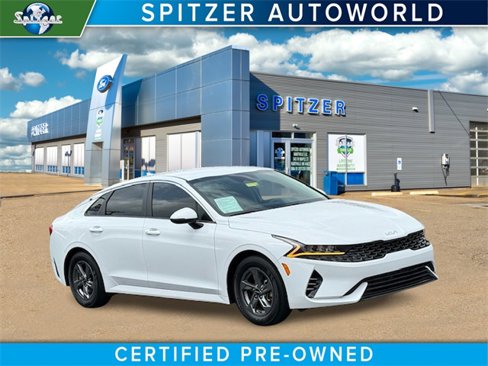 Used 2023 Kia K5 LXS image 1