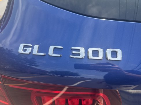 Used 2020 Mercedes-Benz GLC 300 4MATIC image 18