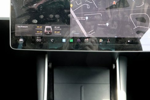 Used 2018 Tesla Model 3 Long Range image 24