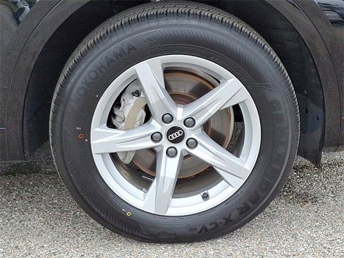 Used 2022 Audi Q5 2.0T Premium w/ Convenience Package image 8