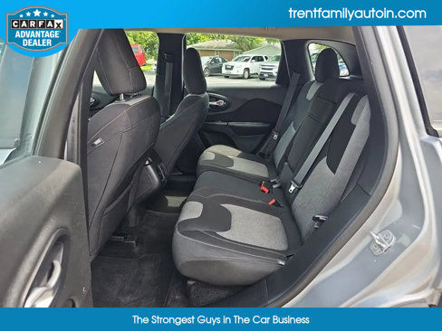 Used 2014 Jeep Cherokee Sport image 12