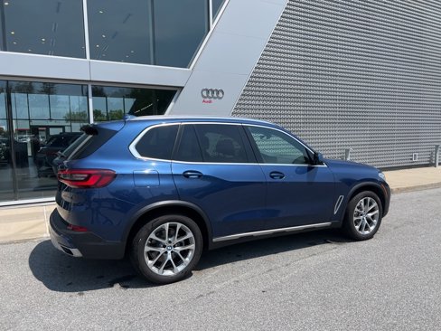 Used 2020 BMW X5 xDrive40i w/ Executive Package image 22