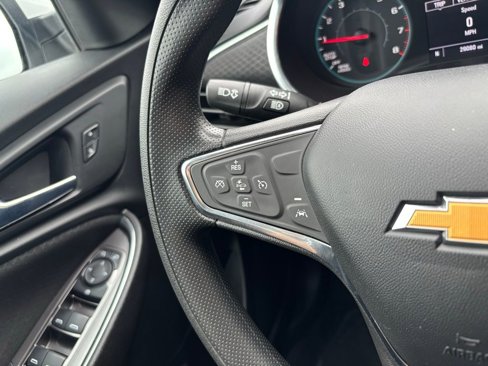 Used 2021 Chevrolet Malibu LT image 27