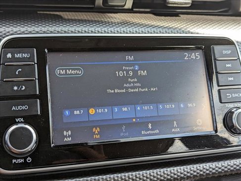 Used 2020 Nissan Kicks S image 13