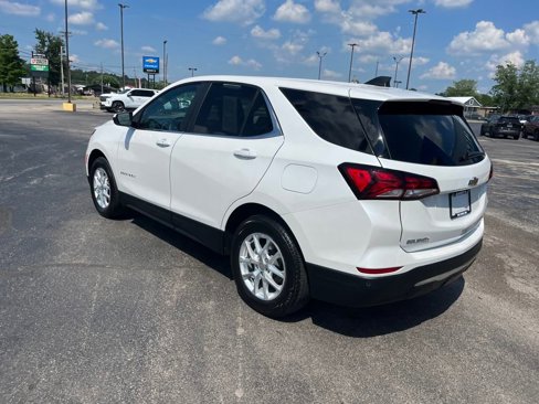 Used 2024 Chevrolet Equinox LT image 3