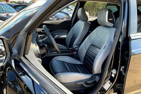 Used 2021 Nissan Kicks SR w/ SR Premium Package image 7