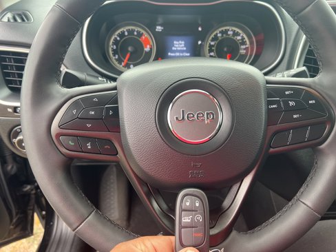 Used 2022 Jeep Cherokee Trailhawk w/ Sound & Nav Group image 21